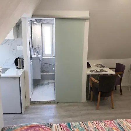With Wifi - 25457 Апартаменти *